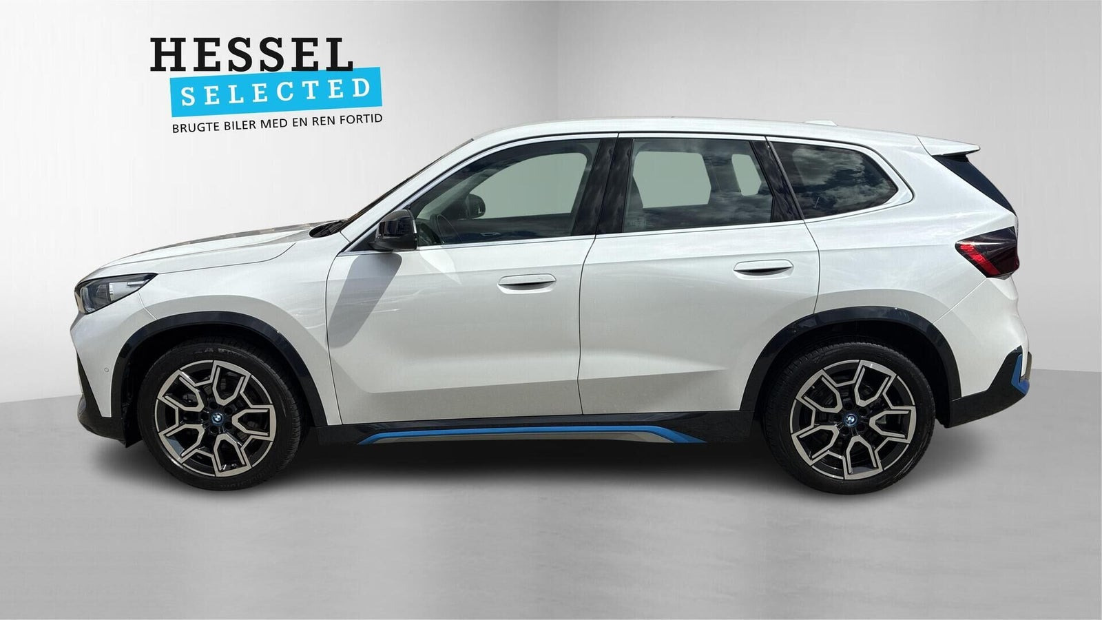 Hvid BMW iX1 fra 2023