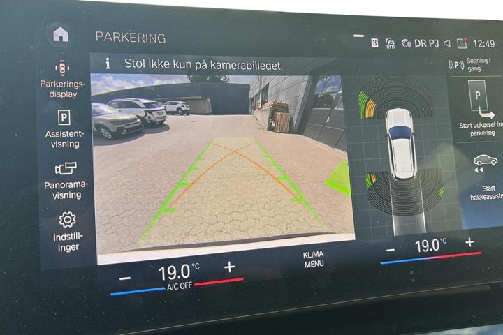 Hvid BMW iX1 fra 2023