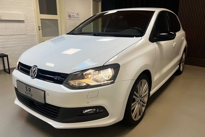 Hvid VW Polo fra 2016