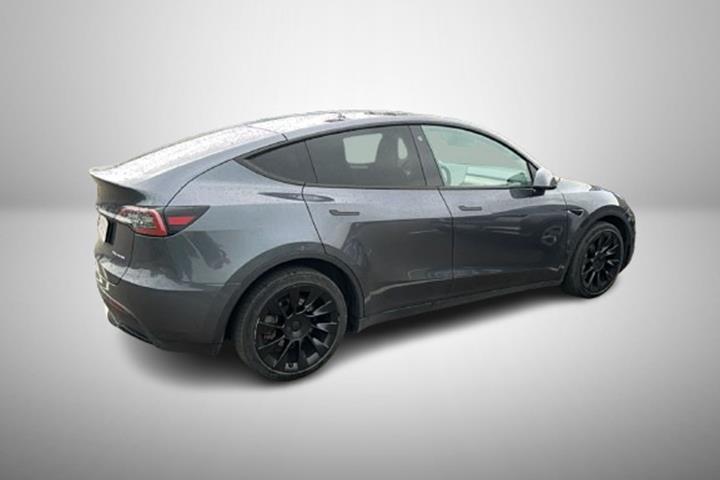 undefined Tesla Model Y fra 2022