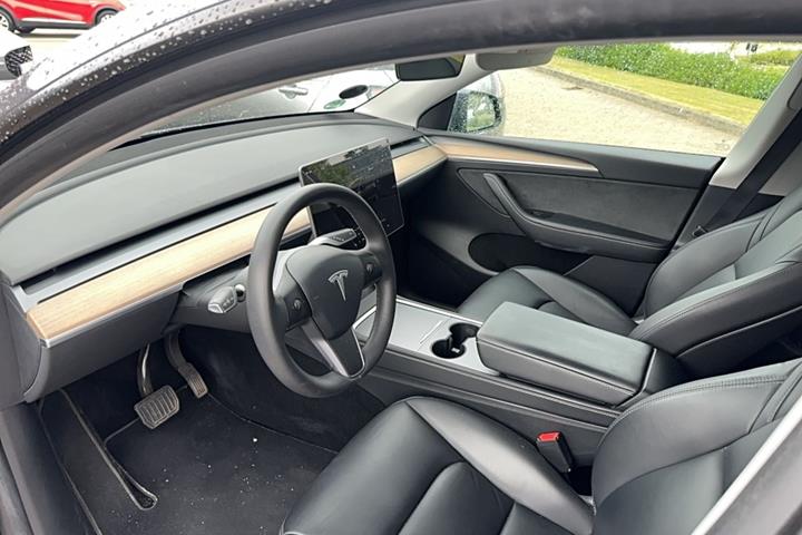 undefined Tesla Model Y fra 2022