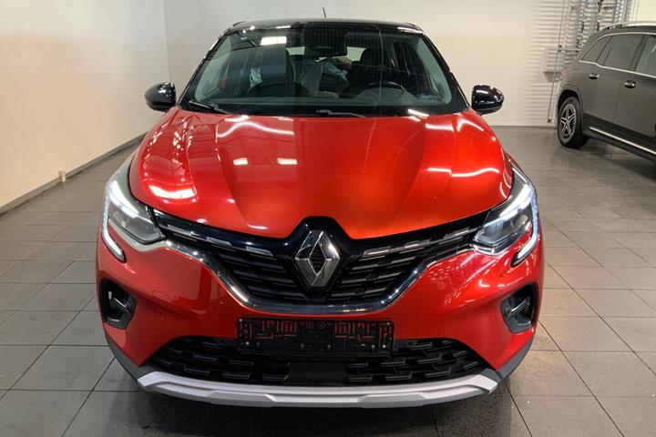 Rød Renault Captur fra 2021
