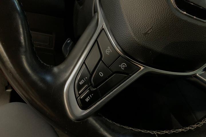 Rød Renault Captur fra 2021