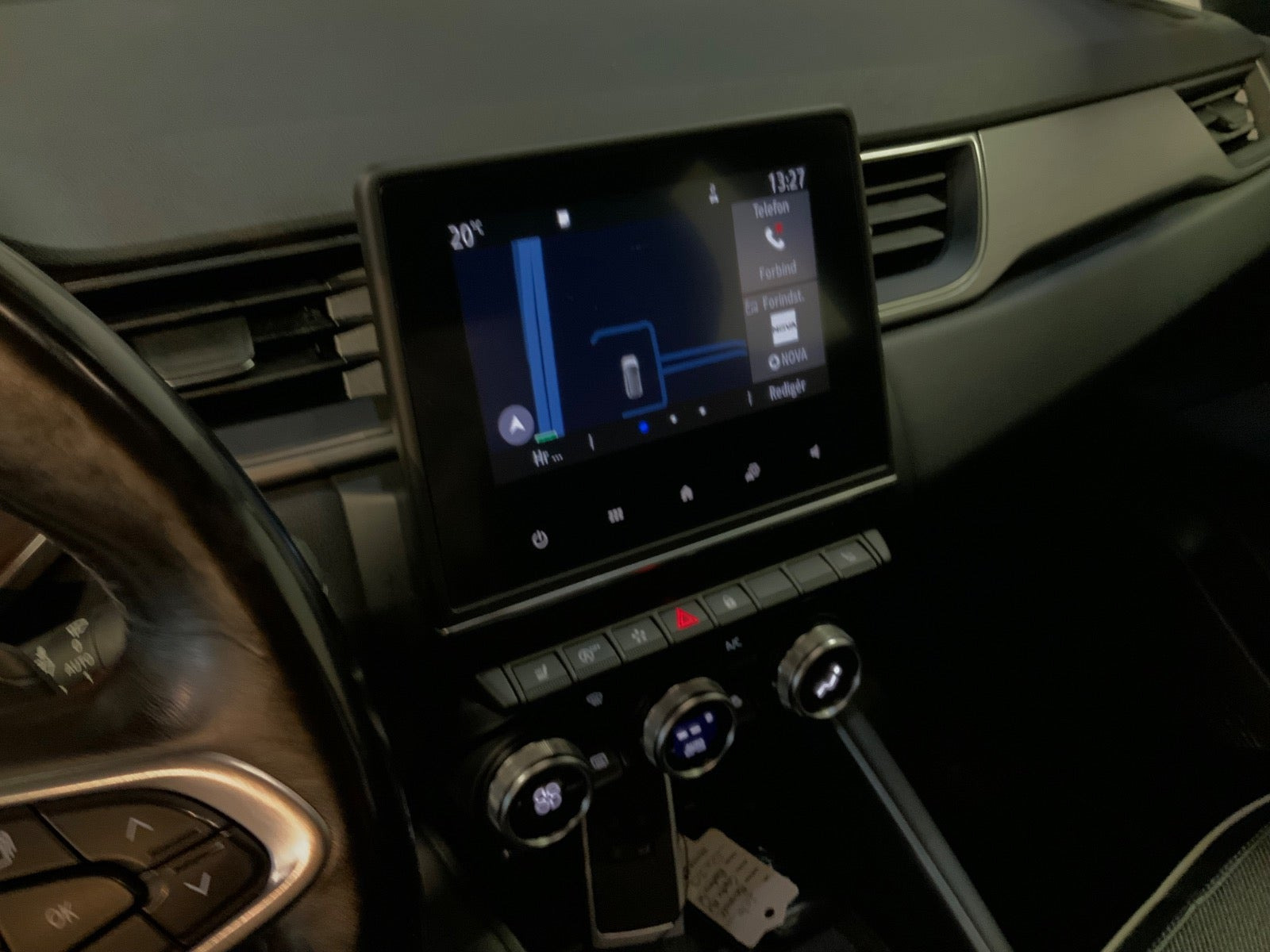 Rød Renault Captur fra 2021