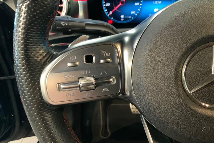 Sort Mercedes CLA250 e fra 2021