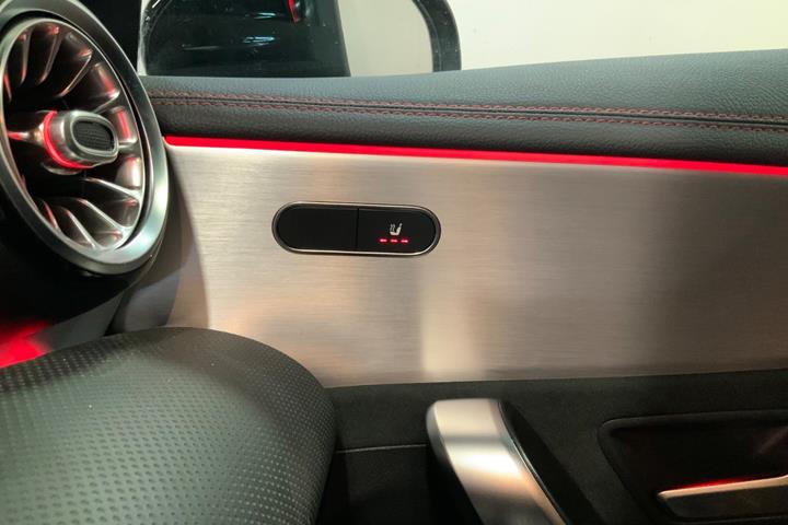 Sort Mercedes CLA250 e fra 2021