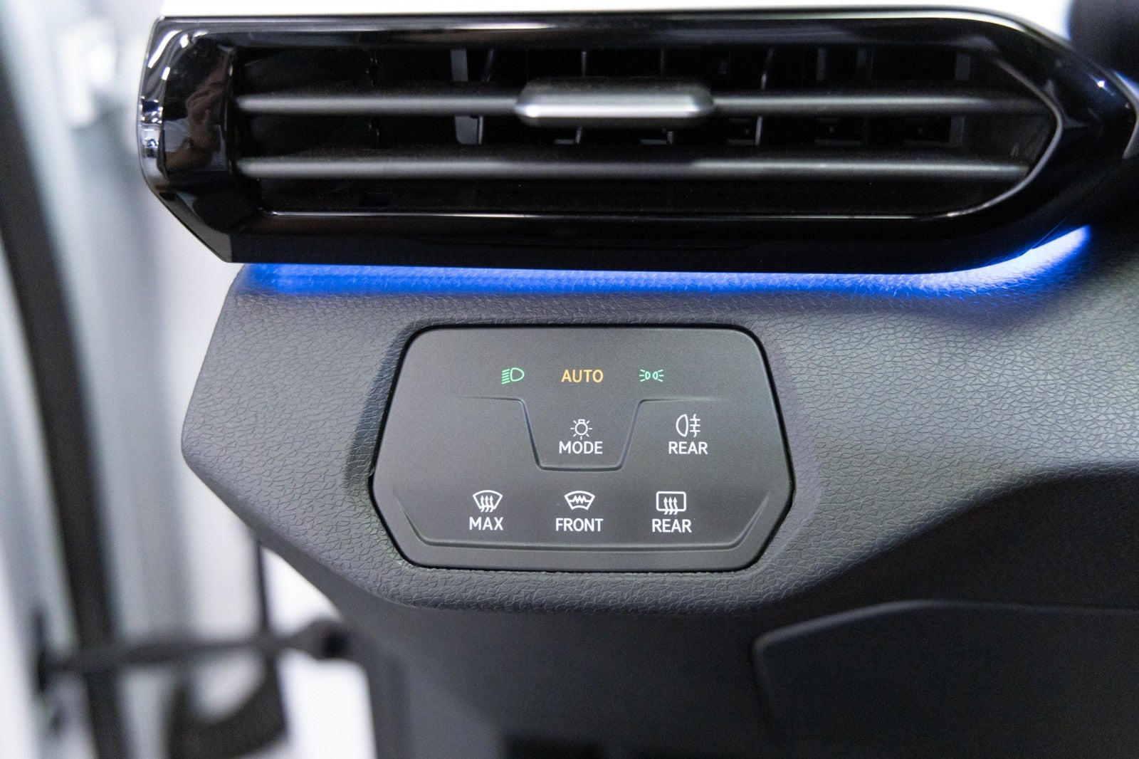 Hvid VW ID.4 fra 2023