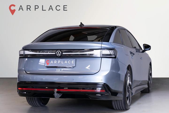 Blå VW ID.7 fra 2026