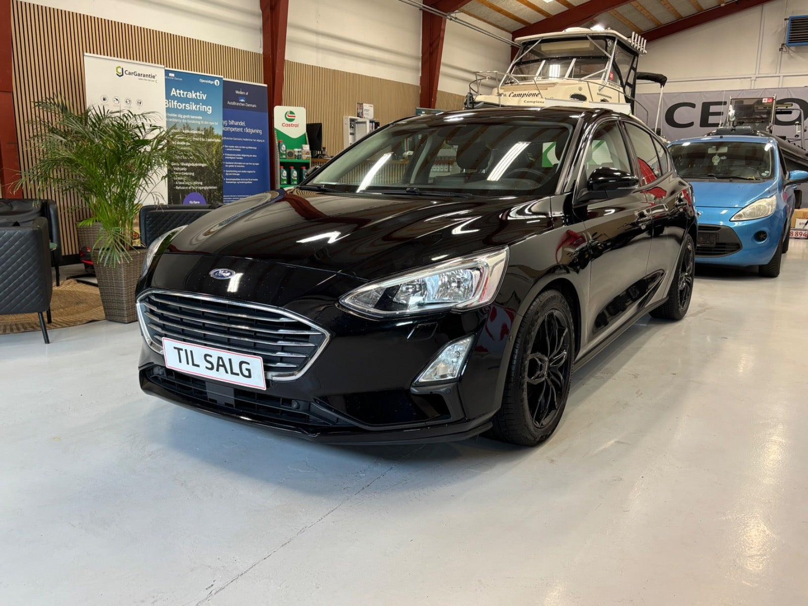 Sort Ford Focus fra 2019