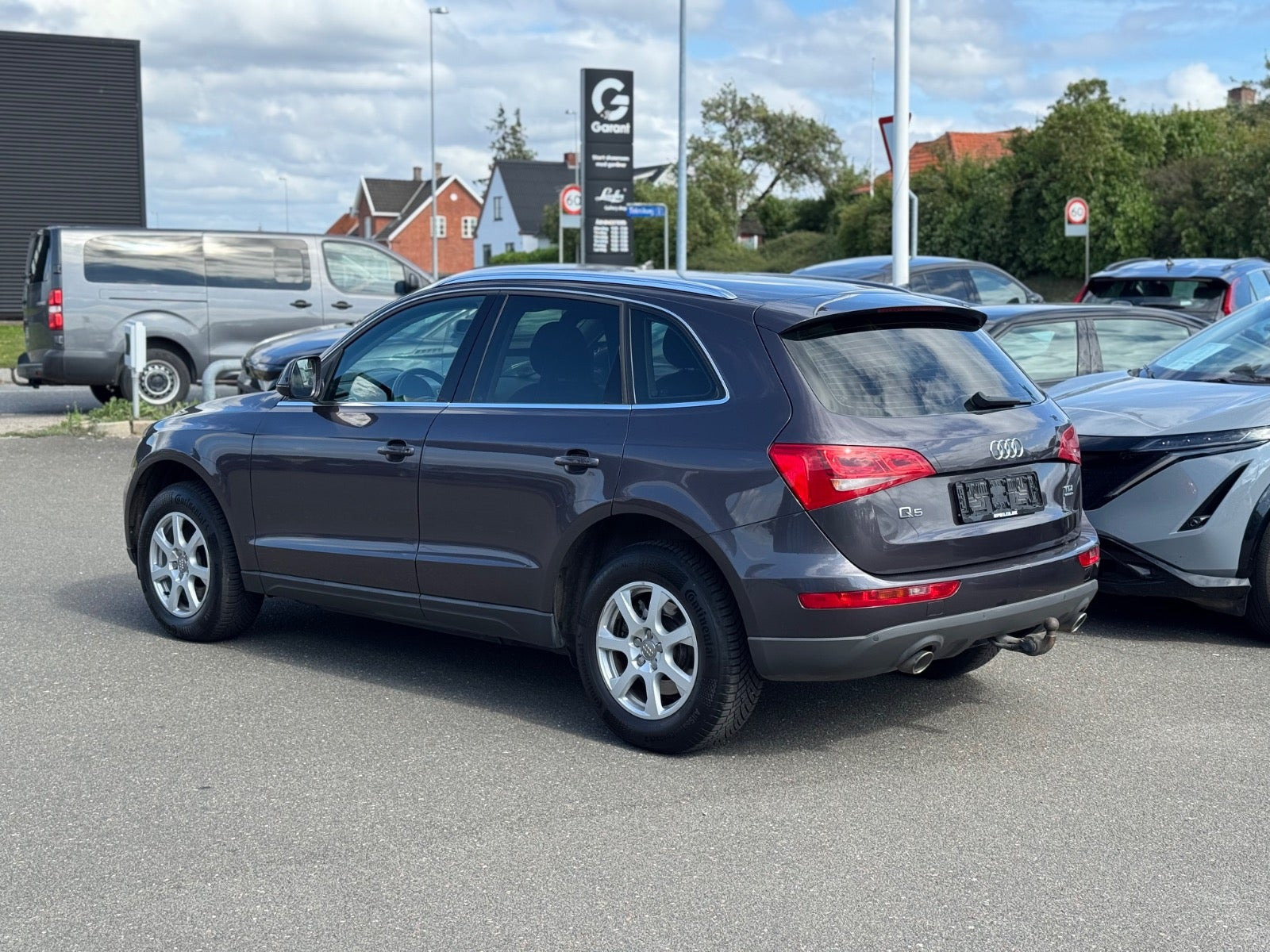 Grå Audi Q5 fra 2010