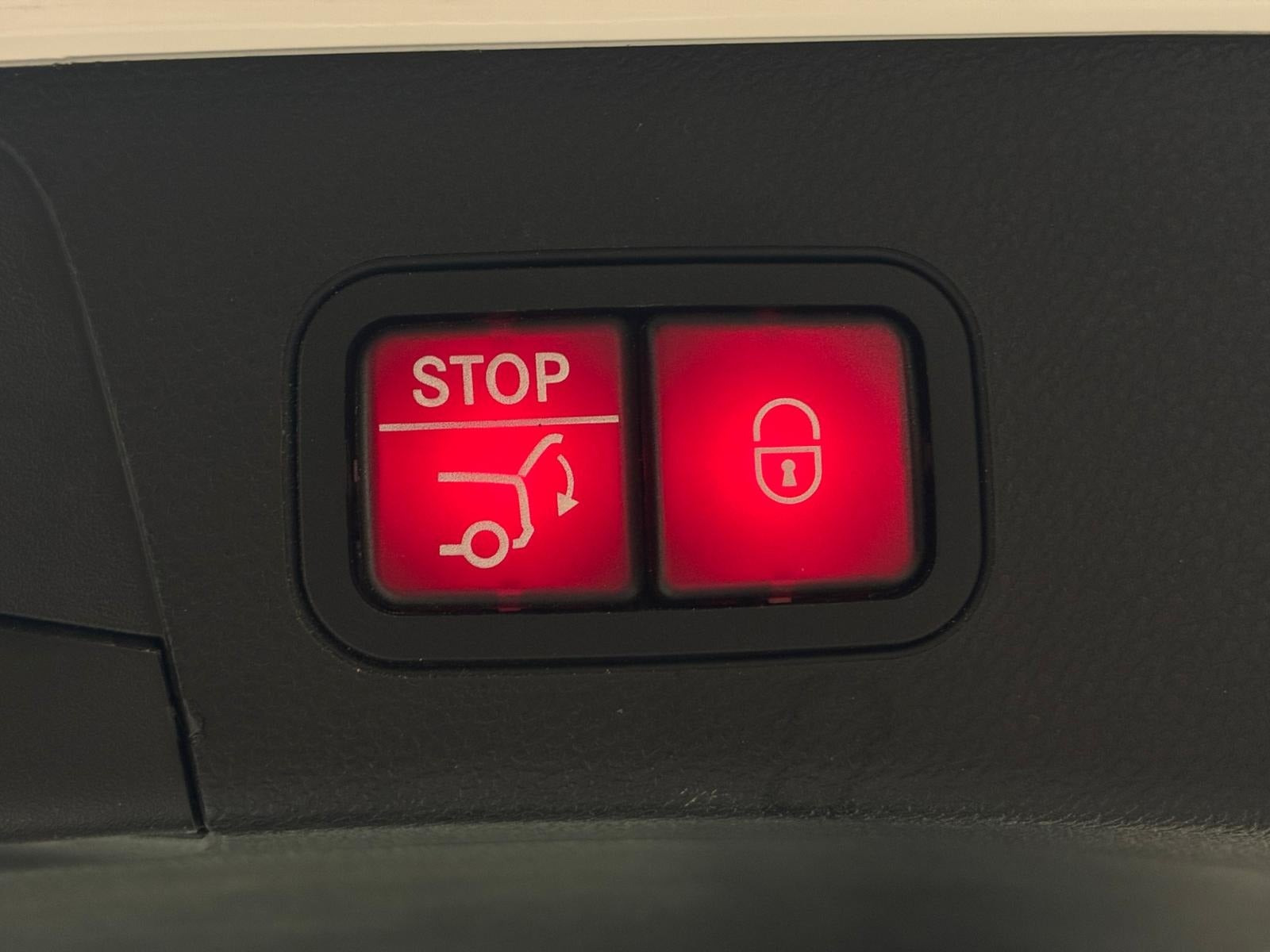 Hvid Mercedes C43 fra 2018