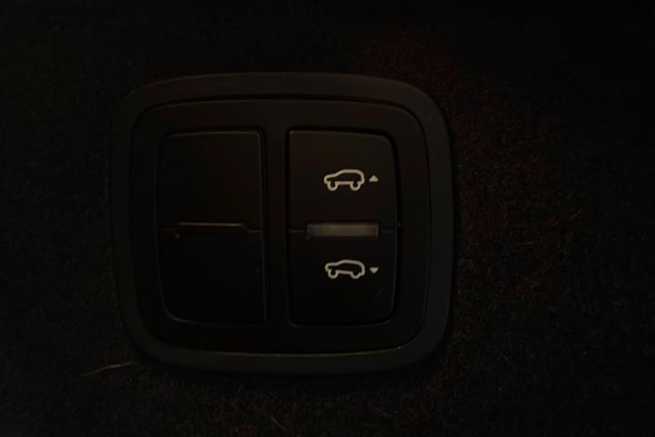 Sort Porsche Macan GTS fra 2016