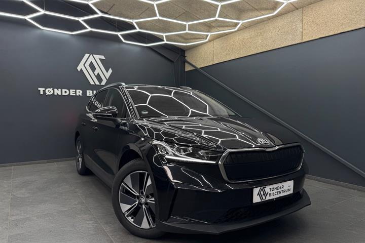 Sort Skoda Enyaq fra 2023