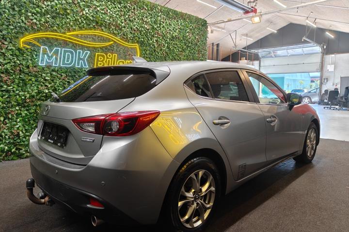 undefined Mazda 3 fra 2014