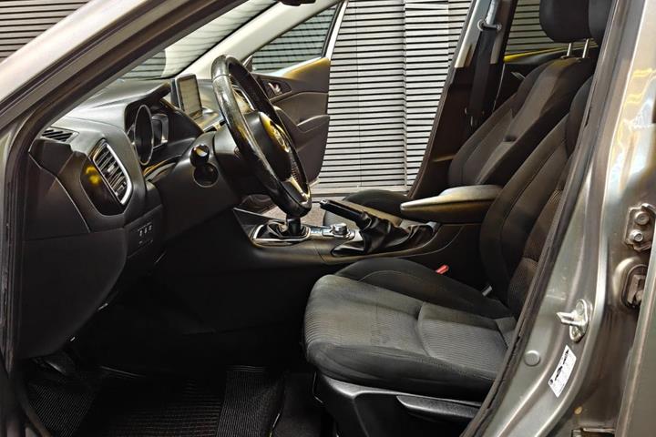 undefined Mazda 3 fra 2014
