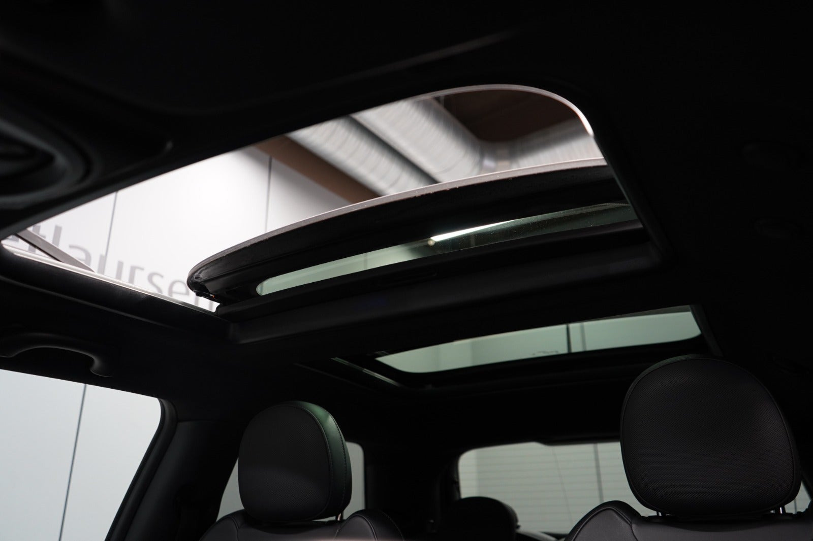 Sort Mini Cooper SE fra 2022