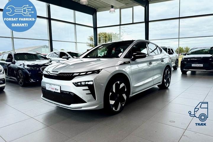 Sølv Skoda Enyaq fra 2026 set udefra