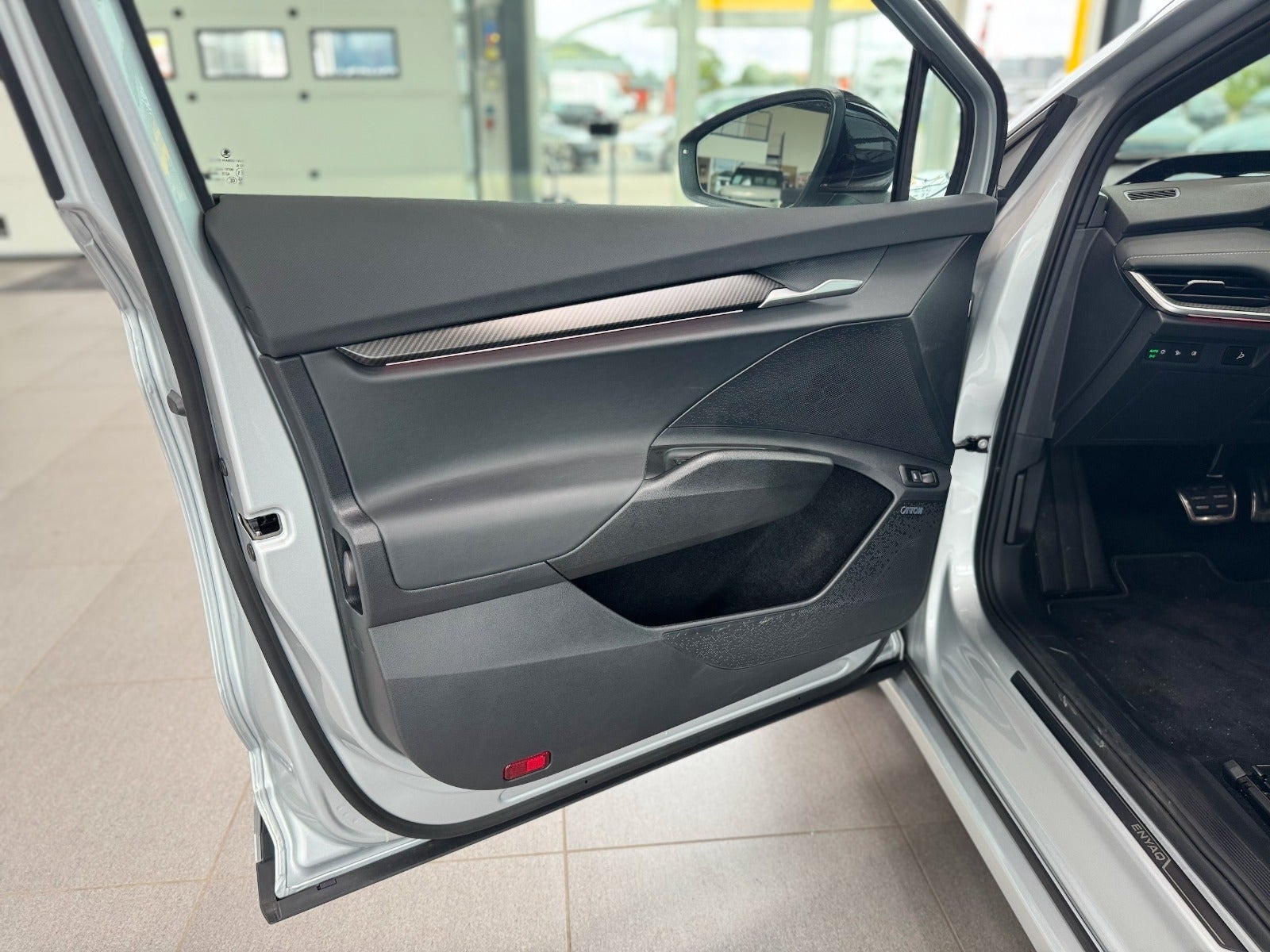 Sølv Skoda Enyaq fra 2026