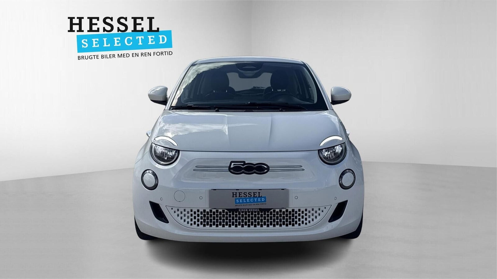 Hvid Fiat 500e fra 2024