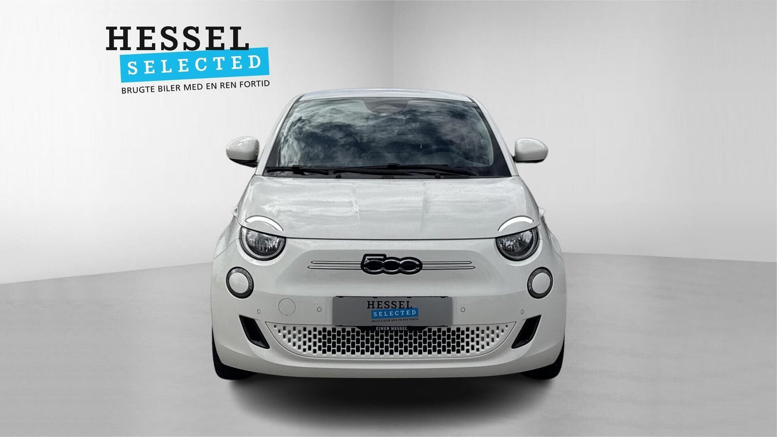 Hvid Fiat 500e fra 2024