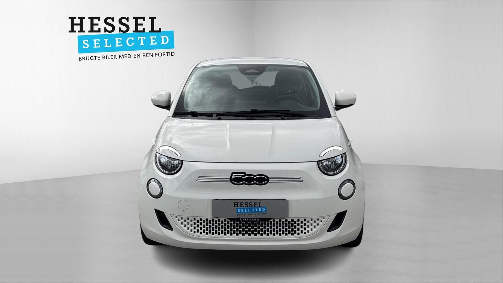 Hvid Fiat 500e fra 2023