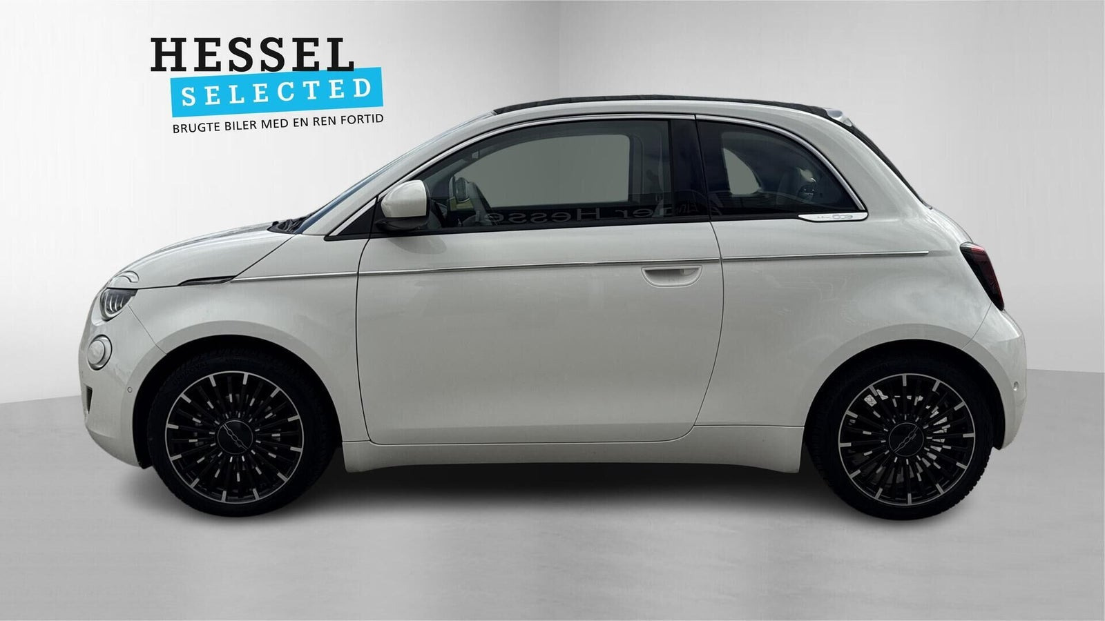 Hvid Fiat 500e fra 2023