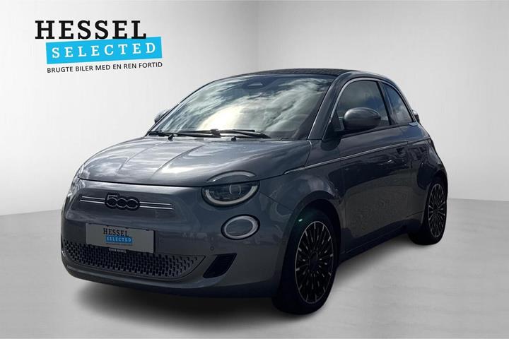 Grå Fiat 500e fra 2023