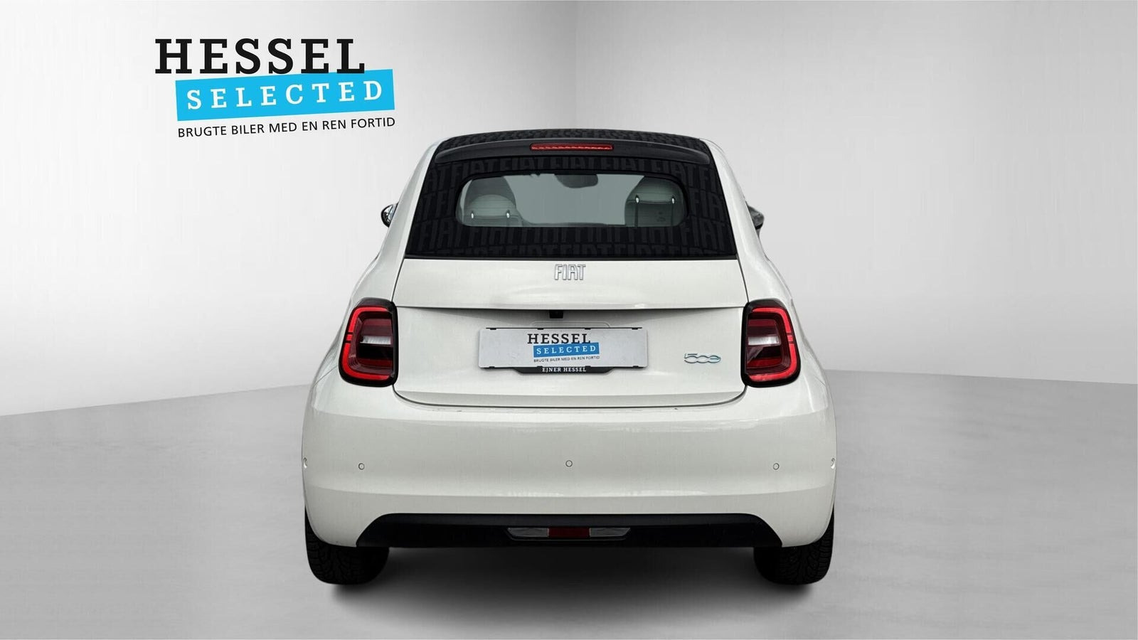 Hvid Fiat 500e fra 2023