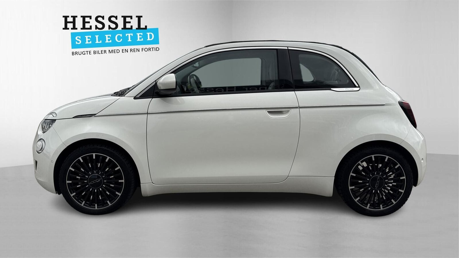 Hvid Fiat 500e fra 2023