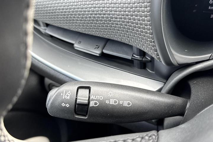 Hvid Fiat 500e fra 2023