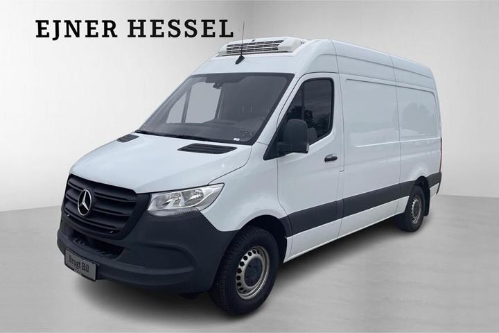 Hvid Mercedes Sprinter 317 fra 2023