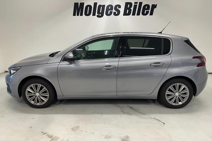 Grå Peugeot 308 fra 2018