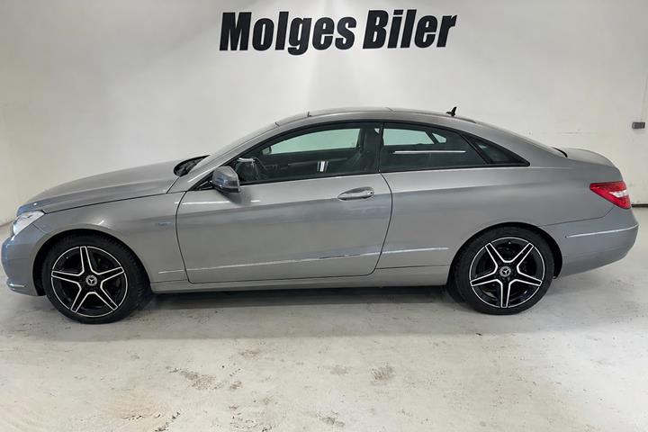 Grå Mercedes E250 fra 2010