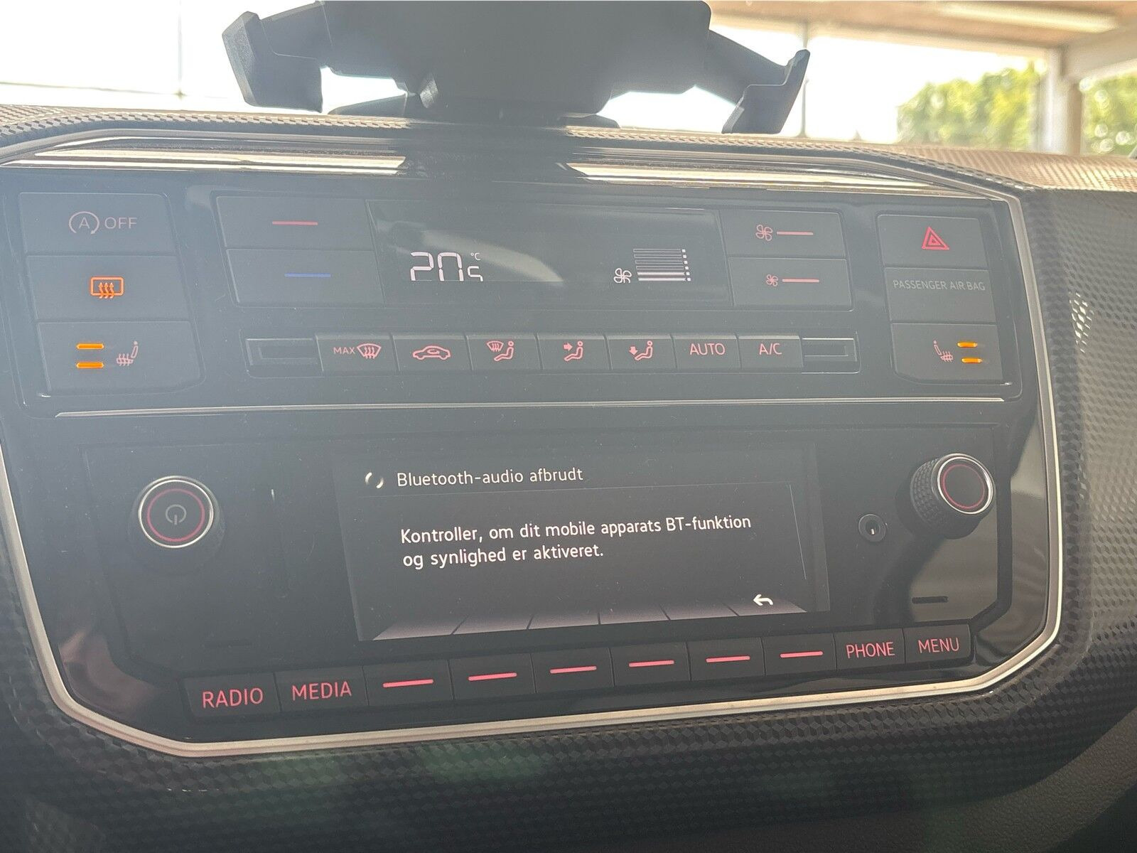 Grå VW UP! fra 2017