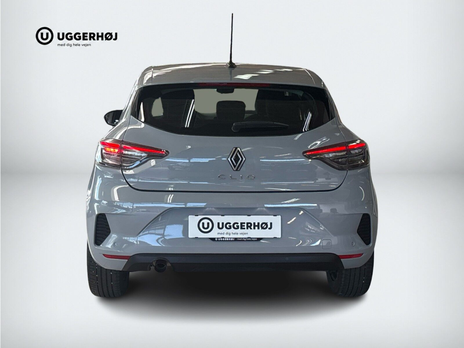 Grå Renault Clio V fra 2024