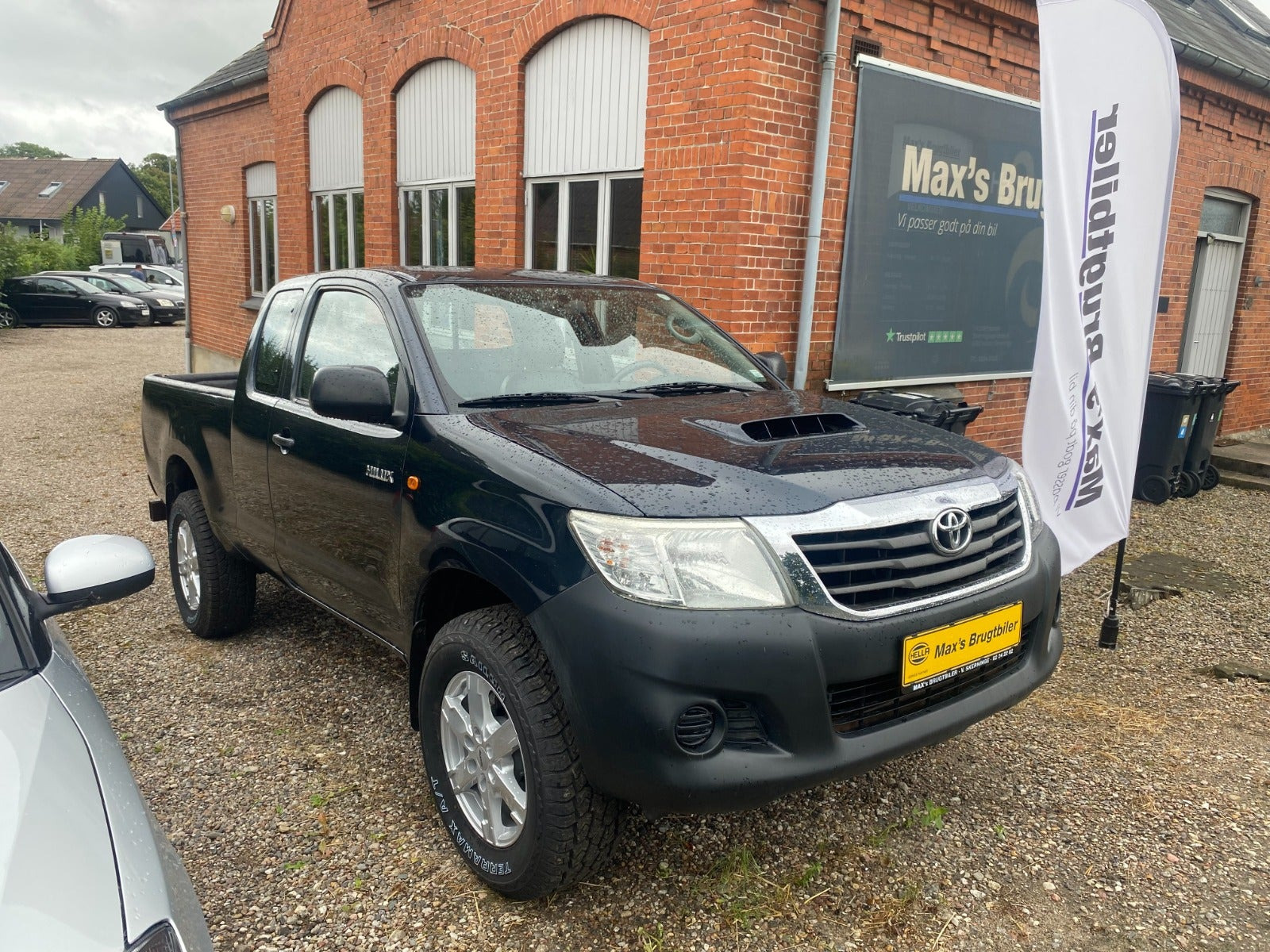Toyota HiLux 2,5 D-4D 144 Ex.Kab 4x4 T2