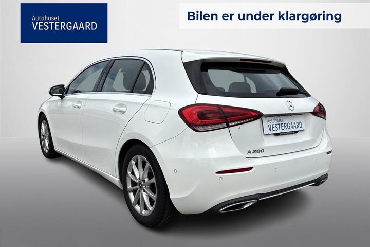 Hvid Mercedes A200 fra 2020