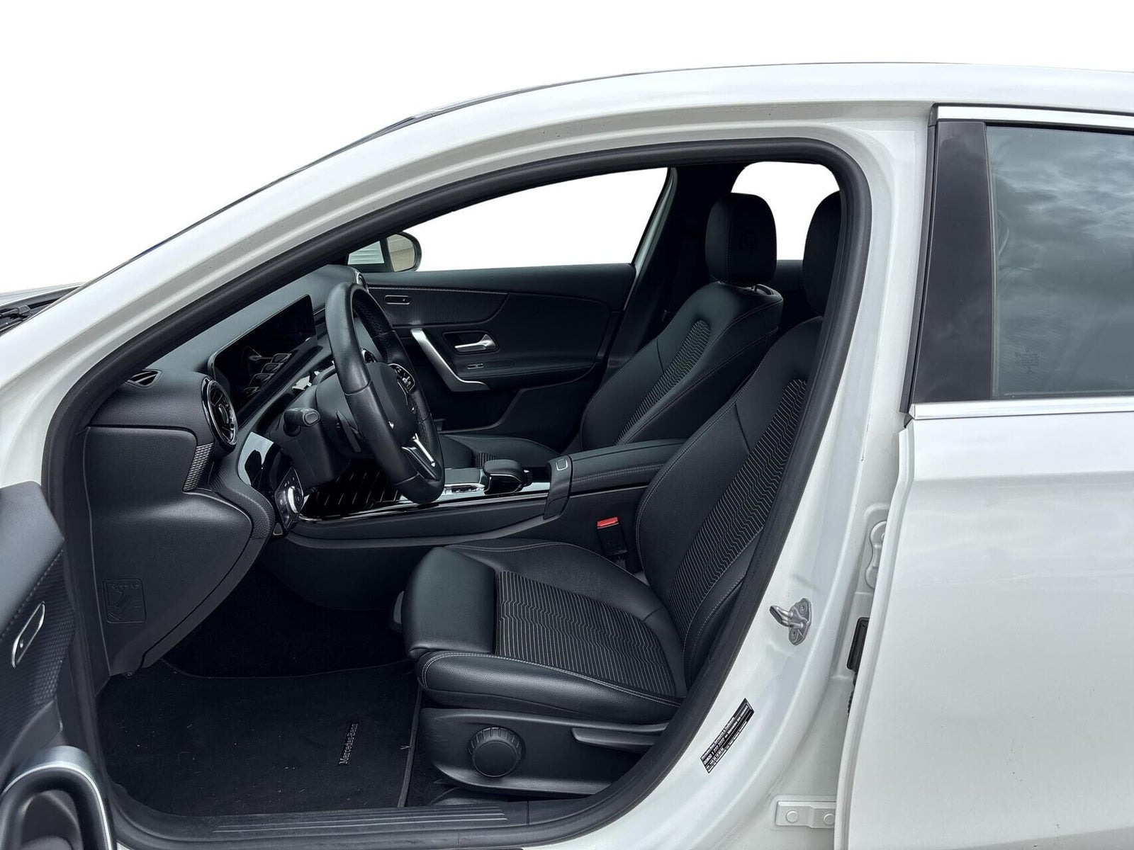 Hvid Mercedes A200 fra 2020