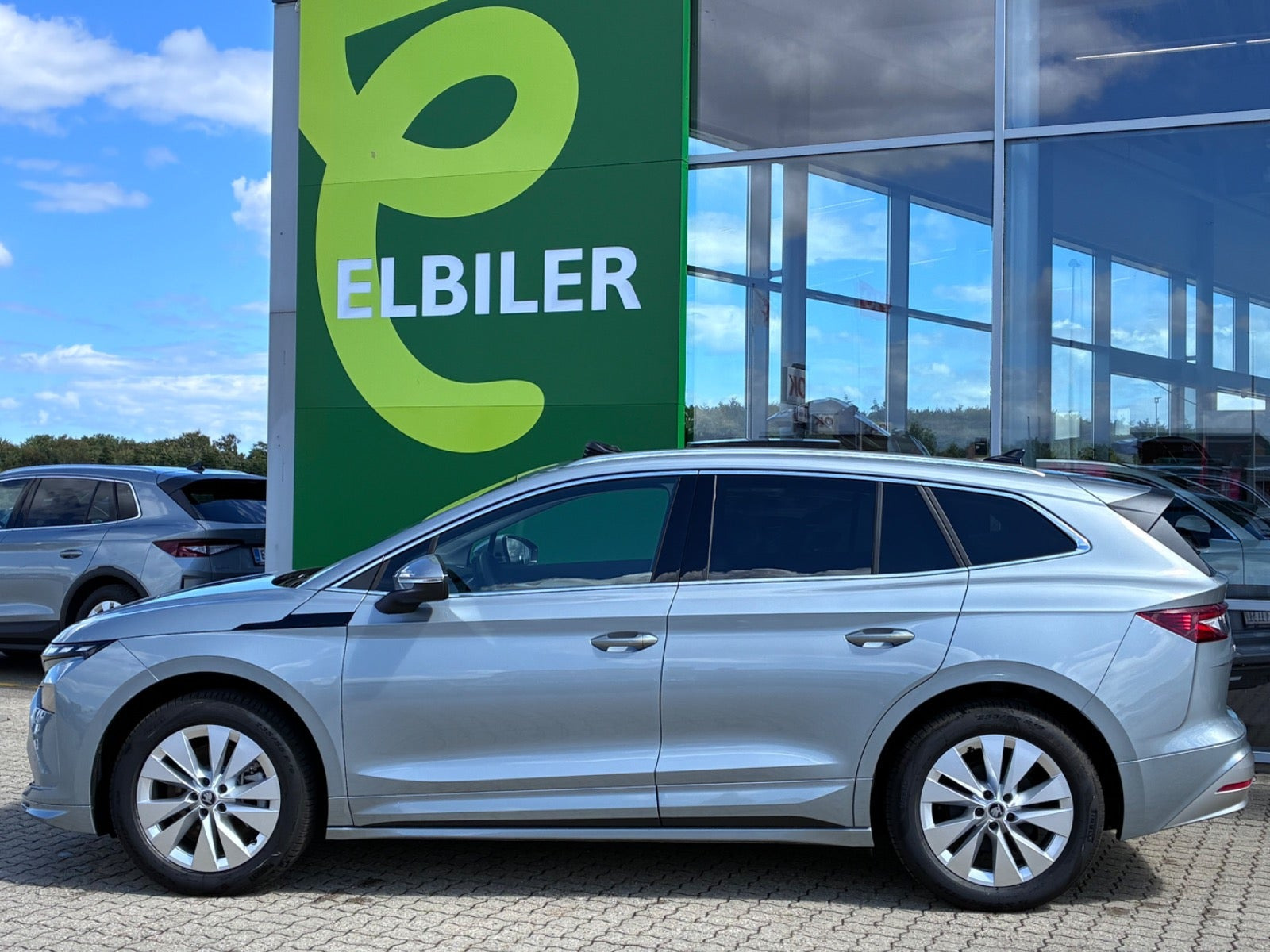 Sølv Skoda Enyaq fra 2026