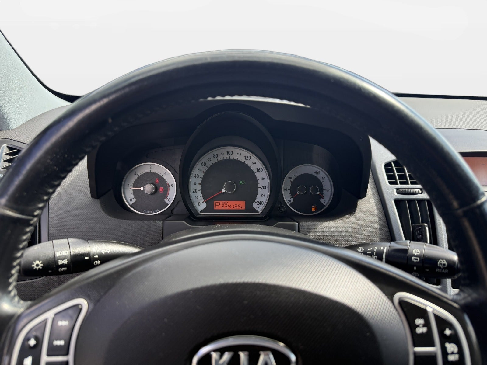 Blå Kia Ceed fra 2008