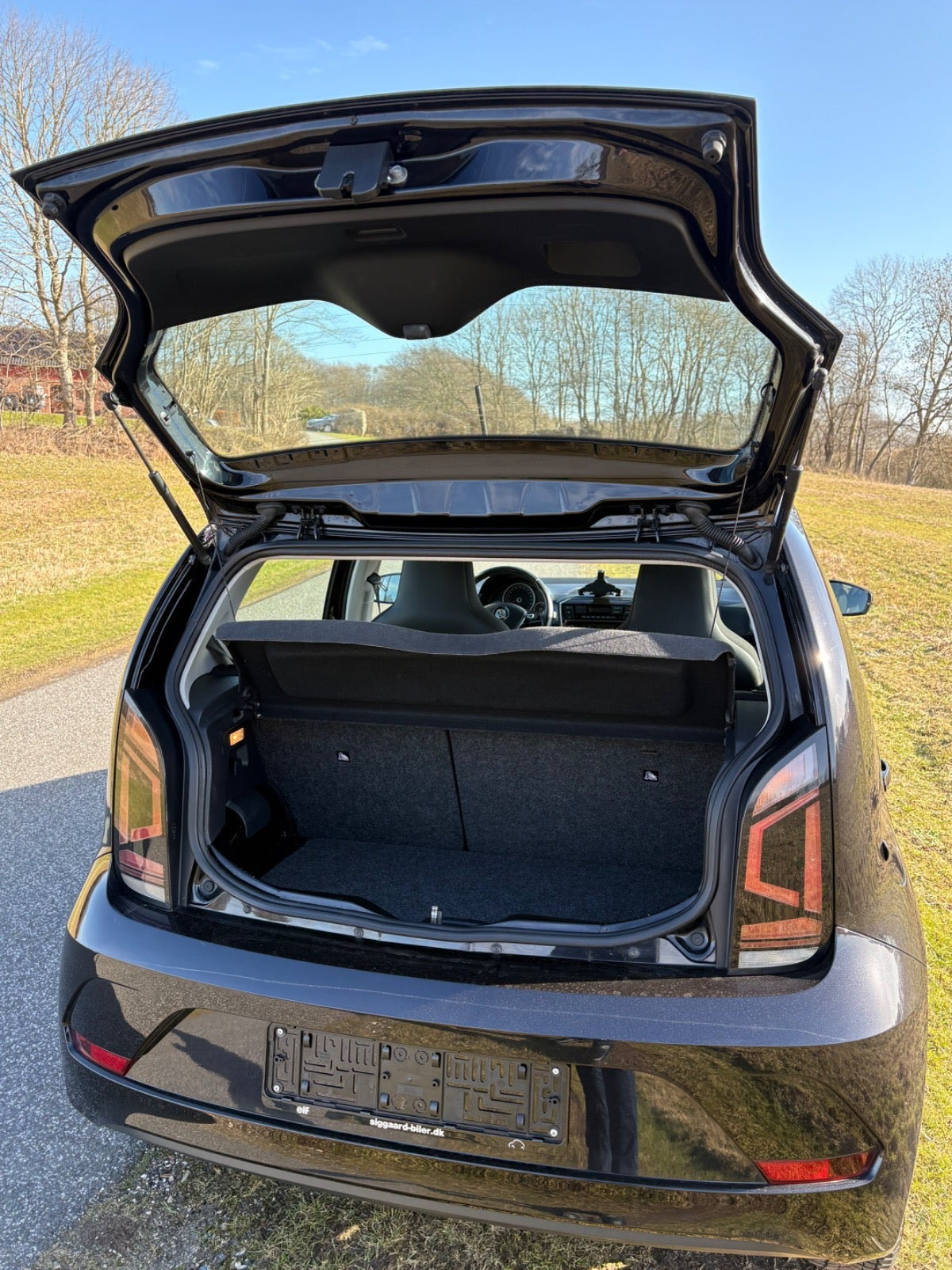 Sort VW UP! fra 2017