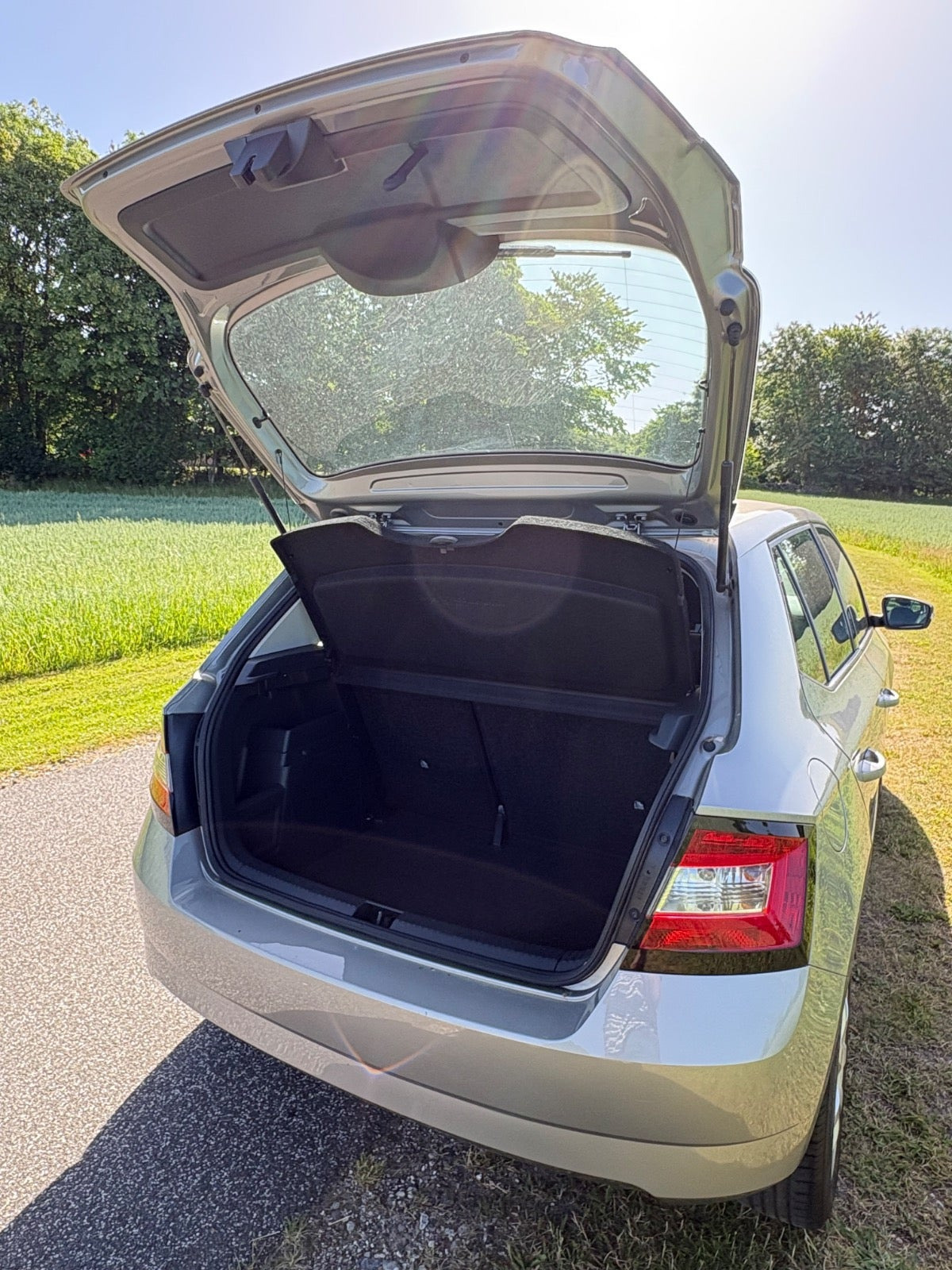Orange Skoda Fabia fra 2018