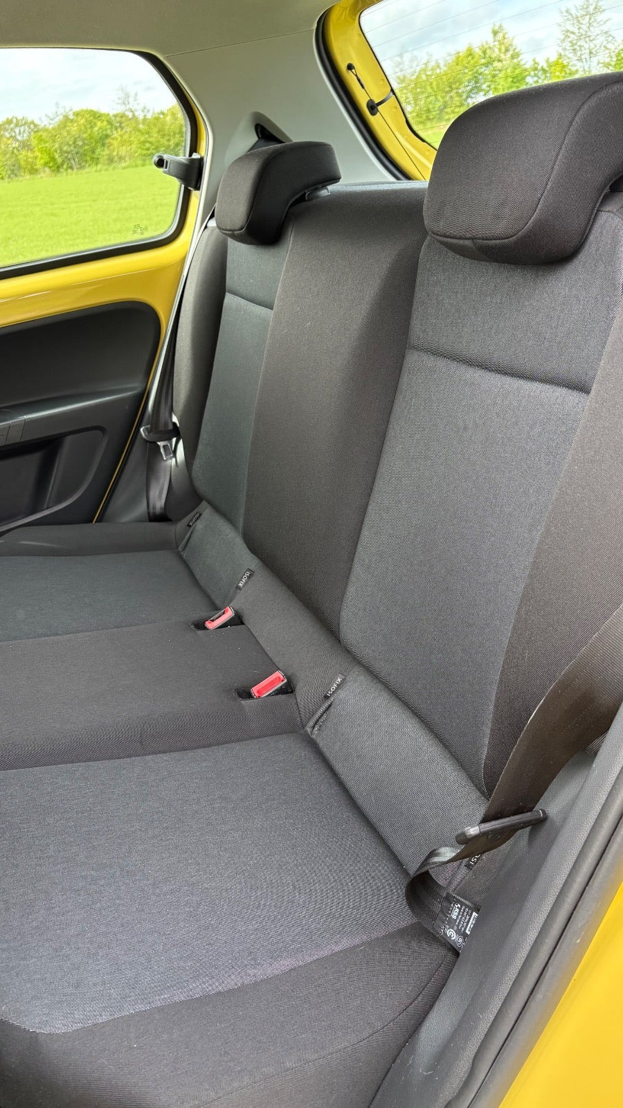 Gul Skoda Citigo fra 2019