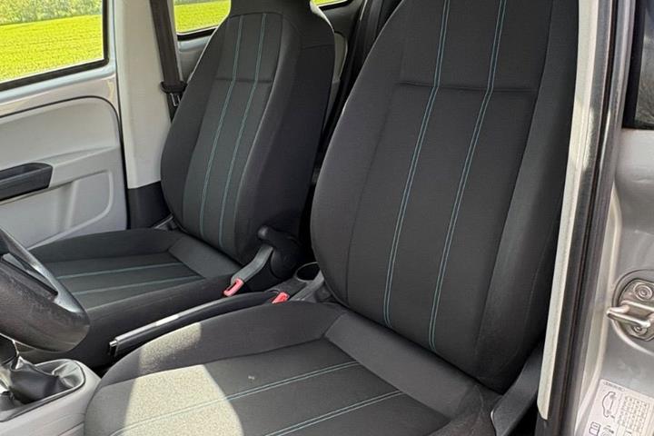 Orange Seat Mii fra 2017
