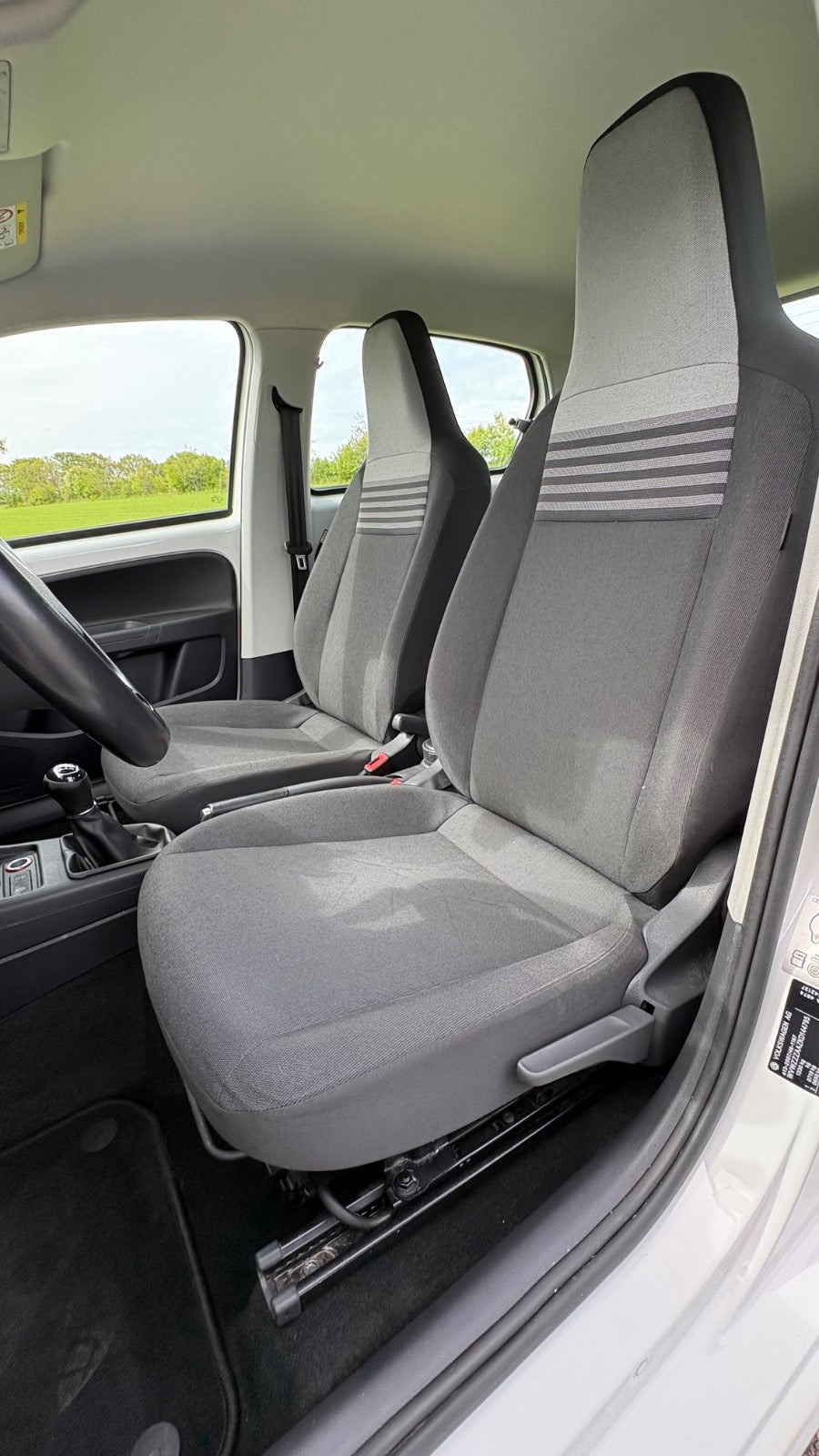 Hvid VW UP! fra 2019