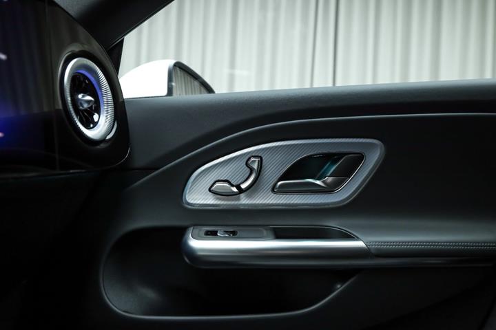 Hvid Mercedes CLA250+ fra 2026