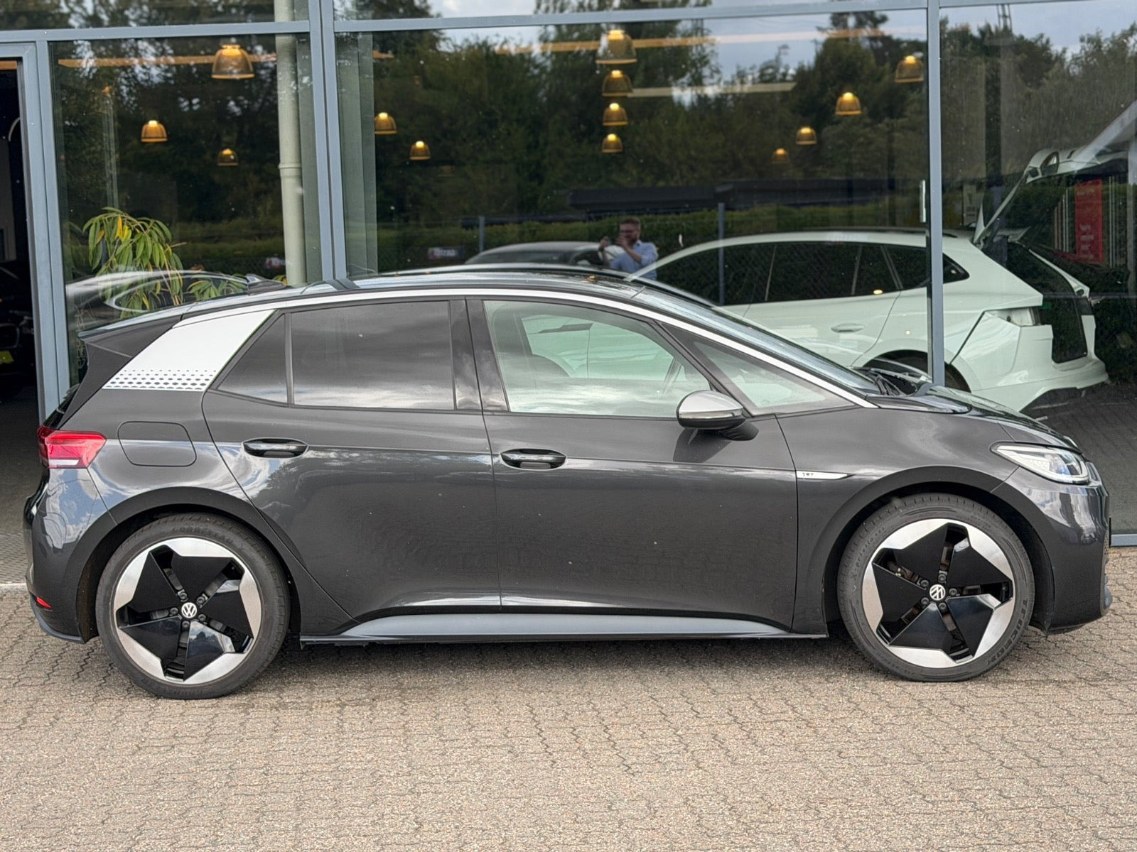 Grå VW ID.3 fra 2021