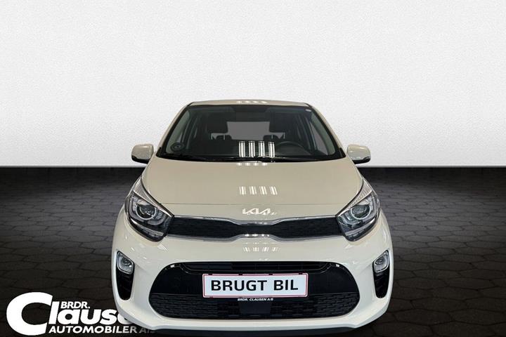Beige Kia Picanto fra 2024