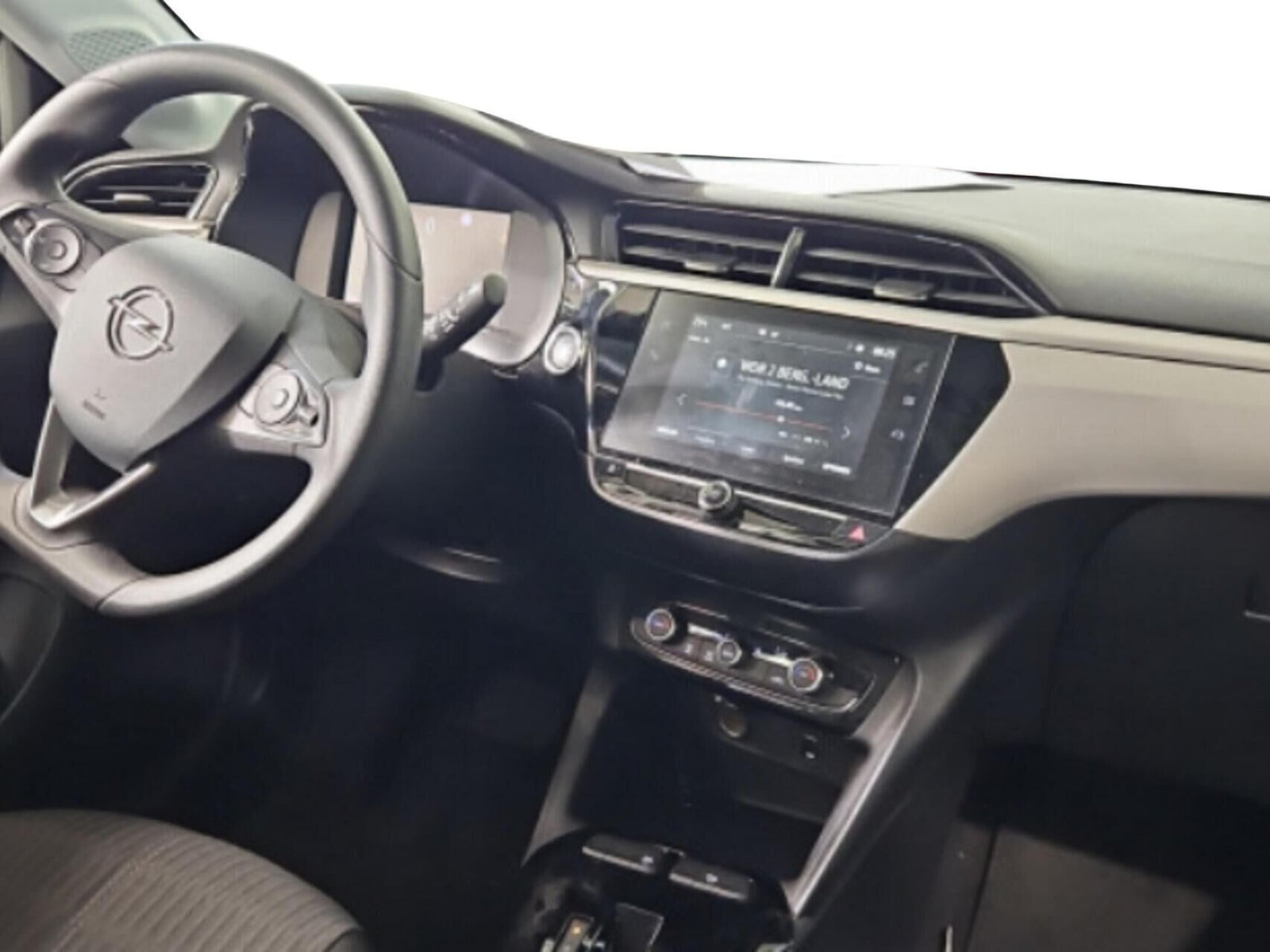 Hvid Opel Corsa-e fra 2023