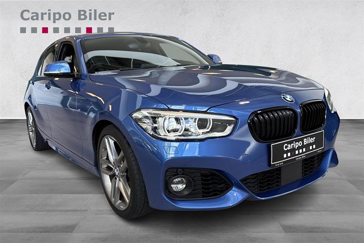 Blå BMW 118i fra 2018